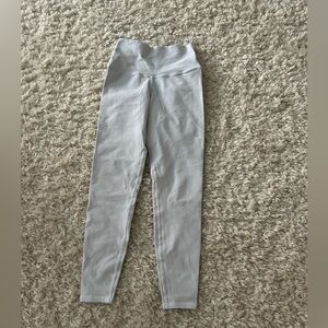 Alo High-Waist Airbrush Leggings, White, XXS